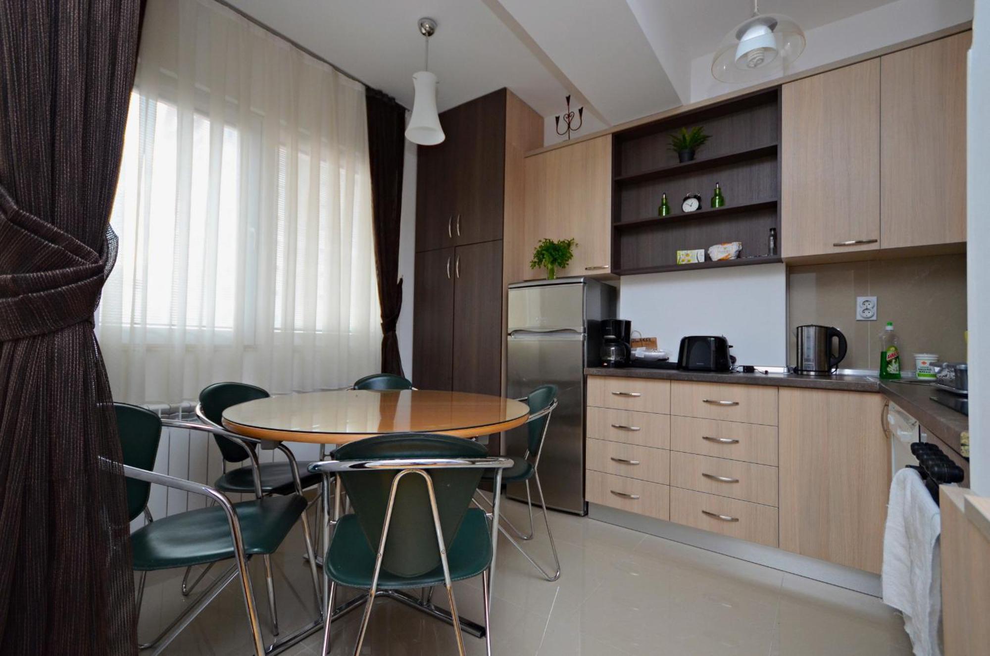 Aries Apartments Bitola Buitenkant foto