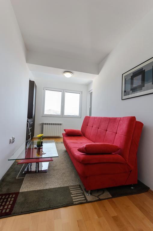 Aries Apartments Bitola Buitenkant foto